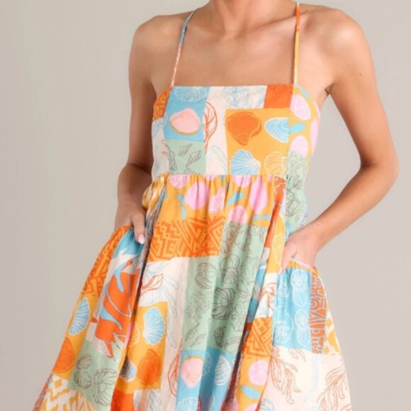 Spaghetti Strap Seashell Pattern Tie Back Summer Mini Dress - Picture 3 of 8